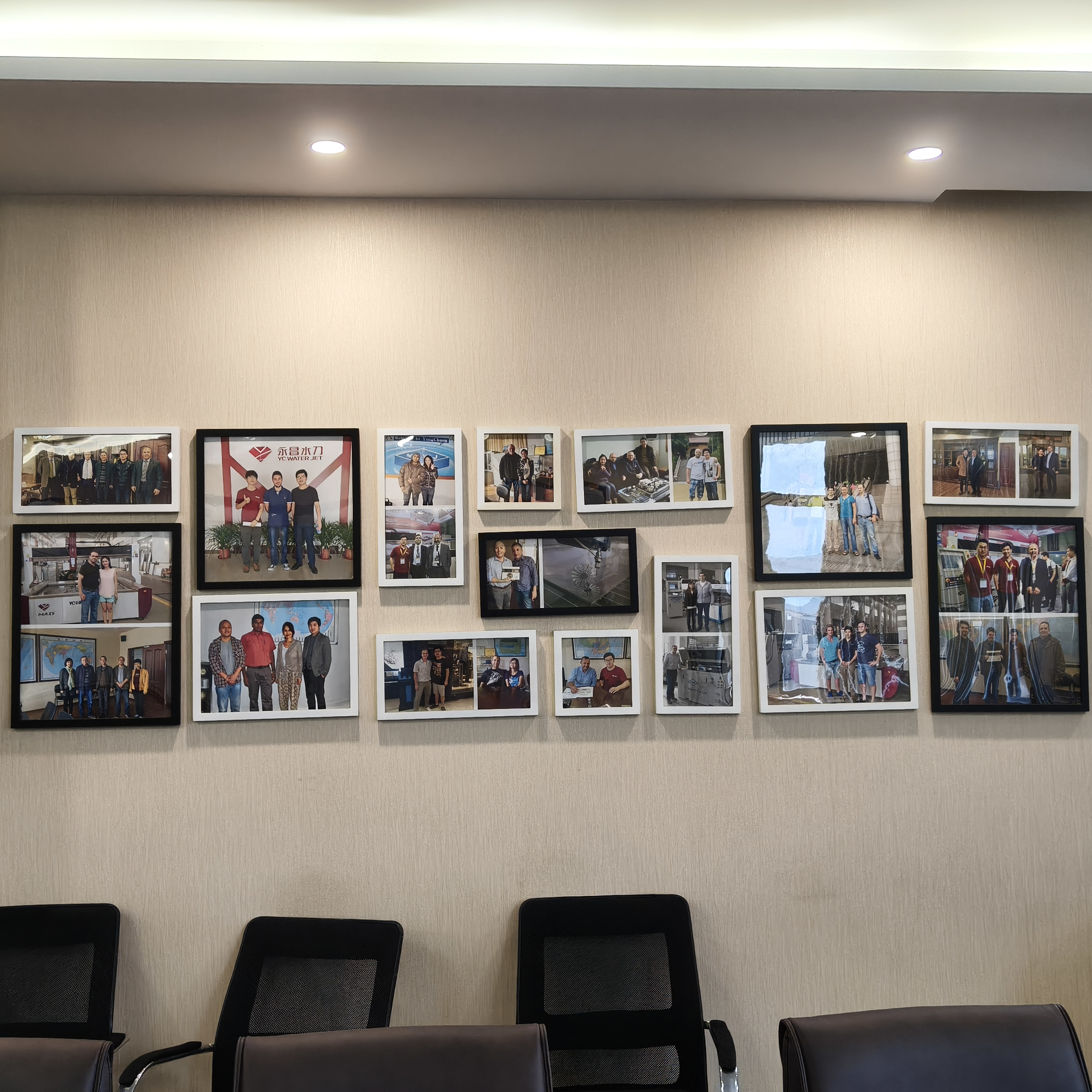 YC Waterjet Kundengruppenfotos