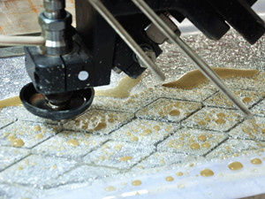 crystal cutting machine