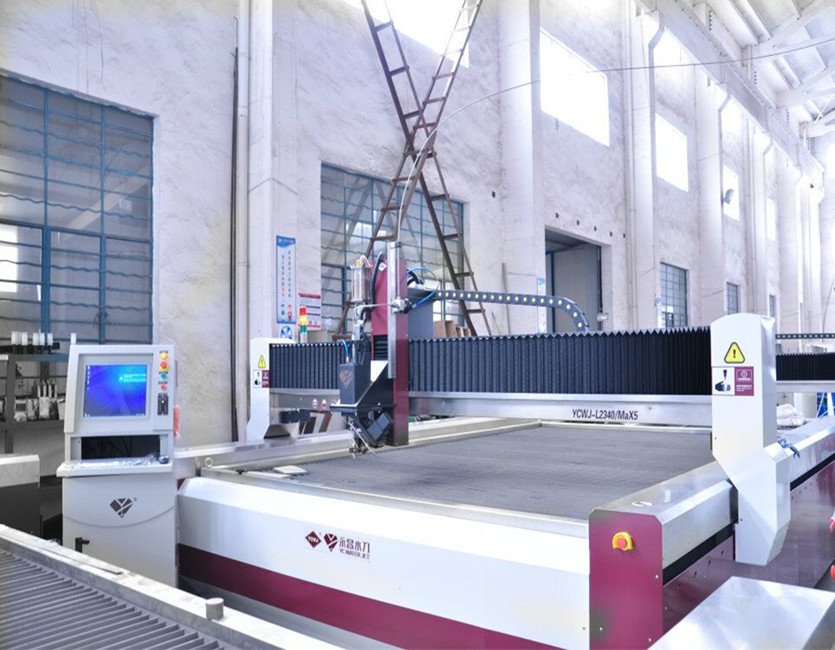 3d 5axis WaterJet Schneidmaschine.jpg