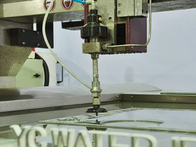 Was ist der Prozess der Wasserstrahlbearbeitung?