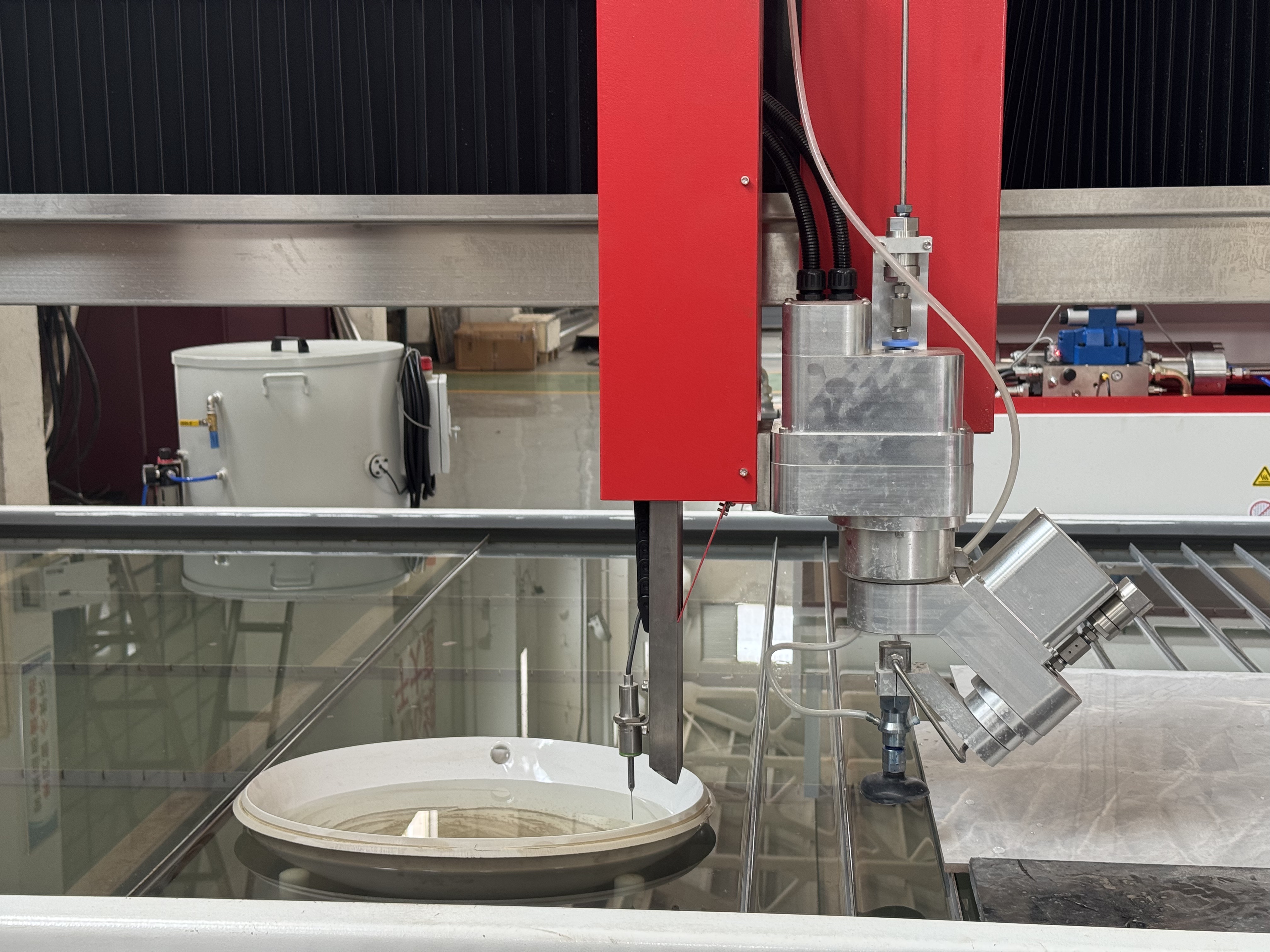 Wasserstrahlschneidemaschine der E-Serie